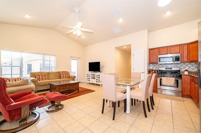 A-4 - 204 David Walker Dr, Condo with 2 bedrooms, 2 bathrooms and null parking in TAVARES FL | Image 30