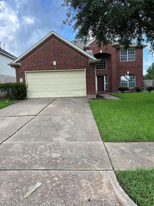 202 Angela Ln, Stafford, TX, 77477-4626 | Card Image