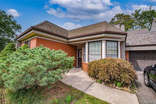 52 Admirals Dr E, Bay Shore, NY, 11706-8100 | Card Image