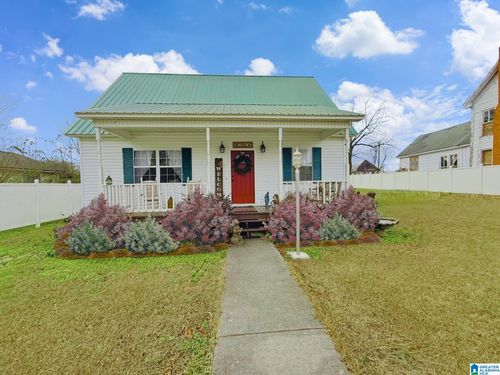 305 2nd Ave, Piedmont, AL, 36272-1607 | Card Image