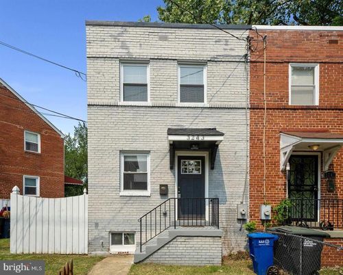 3243 15th Pl Se, WASHINGTON, DC, 20020-2903 | Card Image