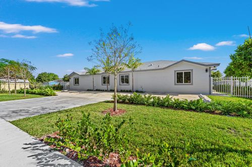 231 Nw 3rd Ave, Florida City, FL, 33034-3317 | Card Image