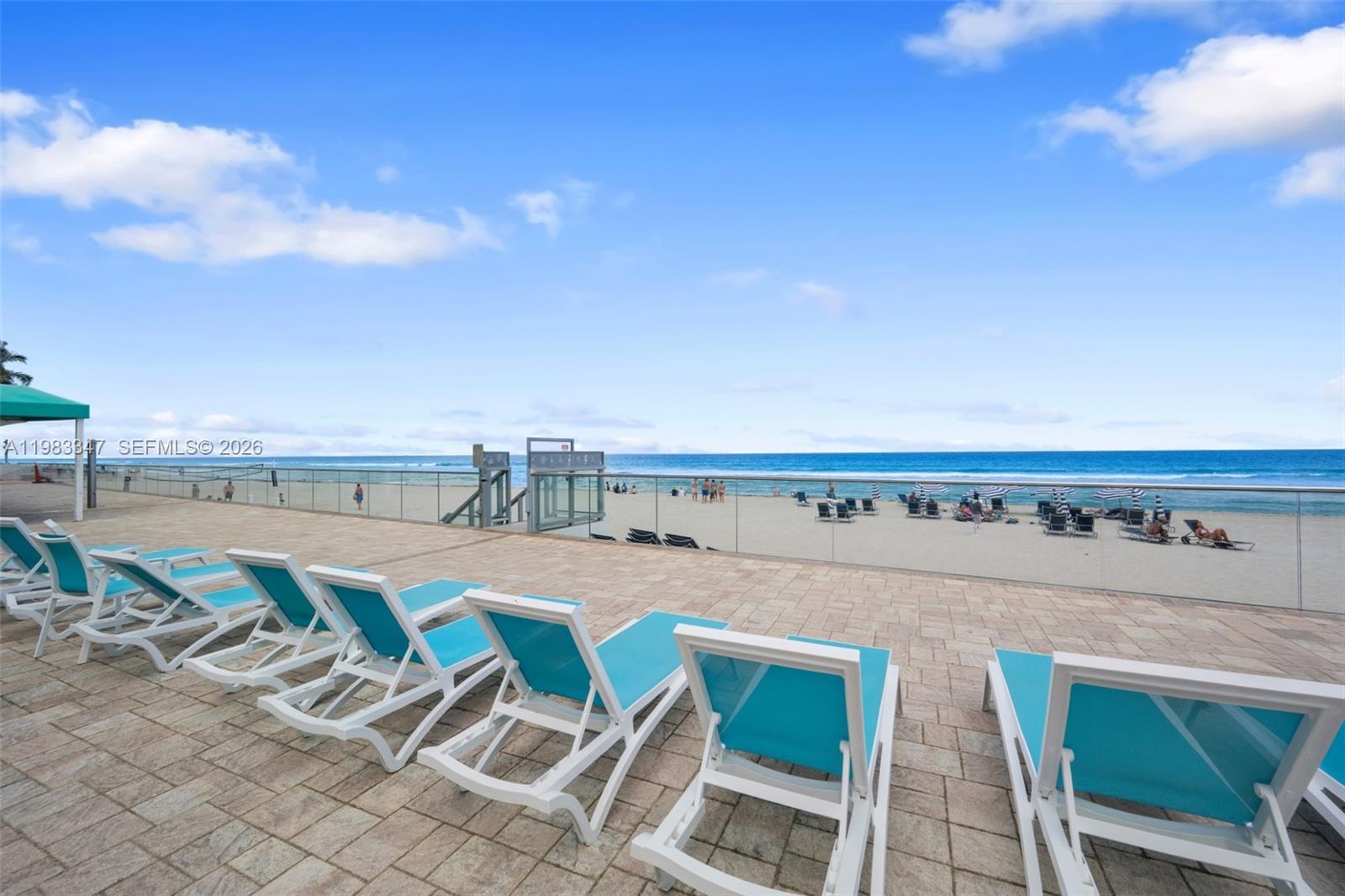 Residential Lease in Hollywood 2