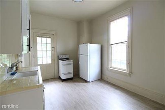834 Huron St, Home with 0 bedrooms, 0 bathrooms and 5 parking in Ann Arbor MI | Image 6
