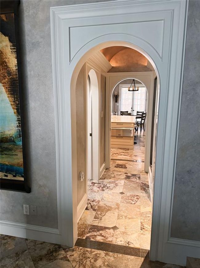Pass through dining room to kitchen | Image 15