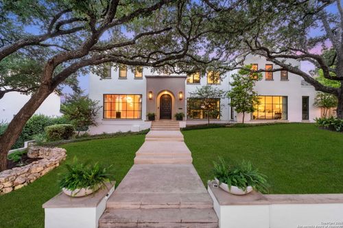 730 Elizabeth Rd, San Antonio, TX, 78209-6137 | Card Image