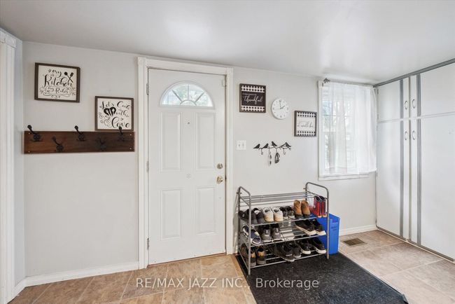 48 Campbellford Rd, House other with 3 bedrooms, 2 bathrooms and 8 parking in Stirling ON | Image 14