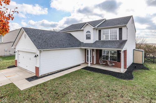 1023 Quarterhorse Run, Bargersville, IN, 46106-8731 | Card Image
