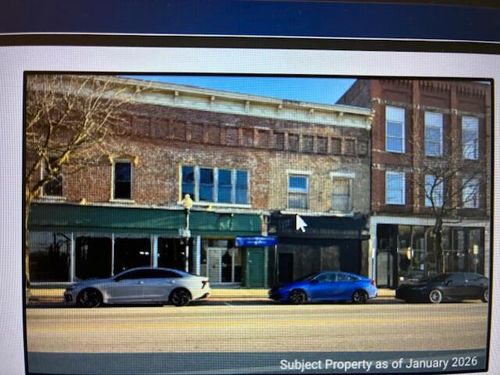 105 E Court St, Washington Court House, OH, 43160 | Card Image