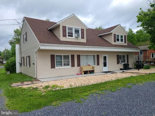 65 E Hanover St, GETTYSBURG, PA, 17325-8853 | Card Image