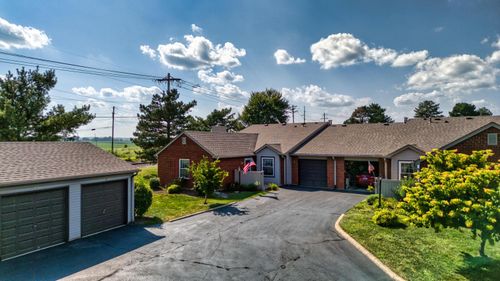 1187 Farmbrook Ct, Lancaster, OH, 43130-8440 | Card Image
