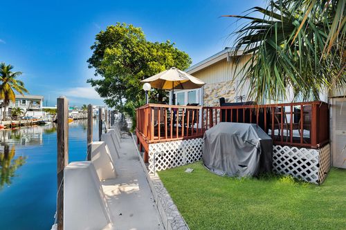 644 26th Street Ocean, Marathon, FL, 33050-2281 | Card Image