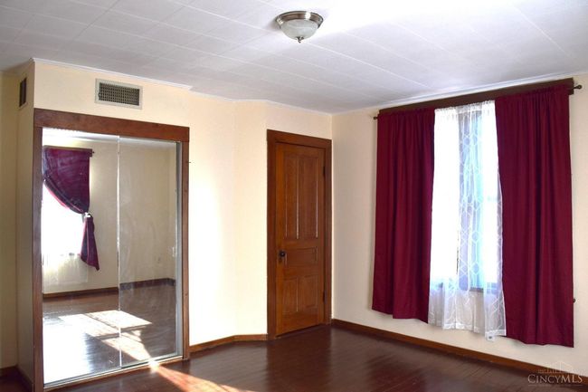 1013 Market St, House other with 2 bedrooms, 2 bathrooms and null parking in Reading OH | Image 5