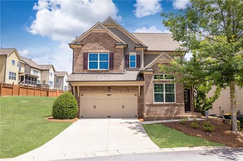 7595 Stoneridge Dr, Sandy Springs, GA, 30328-2881 | Card Image