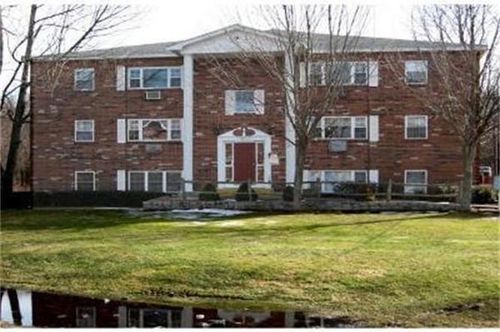 411-43 Berlin St, Clinton, MA, 01510-3827 | Card Image