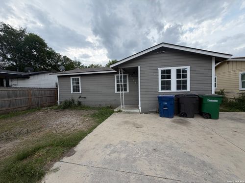 1515 Escalon Ave, San Antonio, TX, 78221-2617 | Card Image