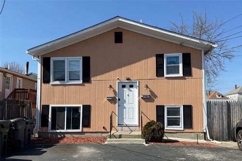 66 Lancashire St, Providence, RI, 02908-1611 | Card Image