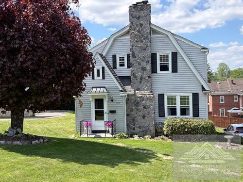 2608 Valley View Ave, Bluefield, WV, 24701-4948 | Card Image
