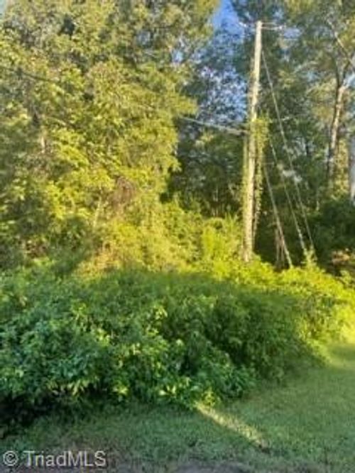 00 3rd St, Denton, NC, 27239 | Card Image