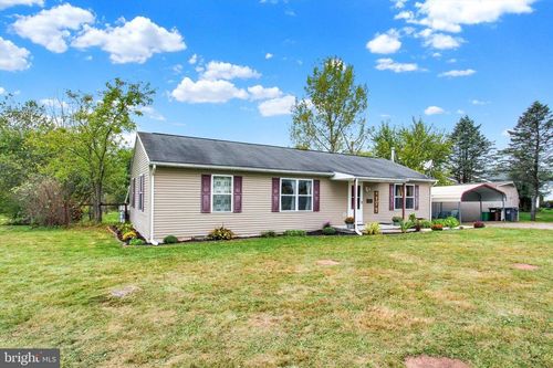 1135 Orrtanna Rd, Orrtanna, PA, 17353-9692 | Card Image