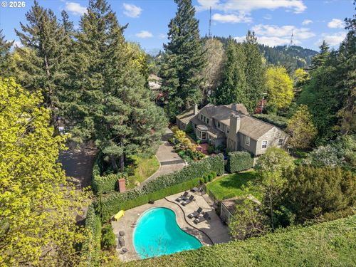 4192 Sw Greenleaf Dr, Portland, OR, 97221-3225 | Card Image