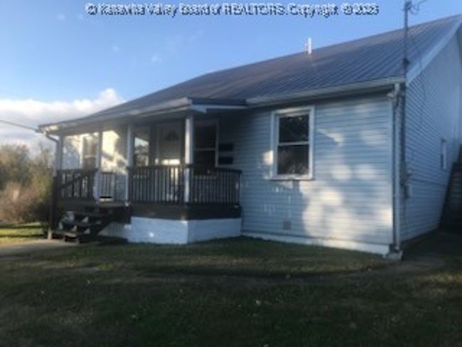 1501 15 Th St, House other with 4 bedrooms, 2 bathrooms and null parking in Nitro WV | Image 27