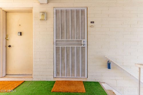 l214-8221 E Garfield St, Scottsdale, AZ, 85257-3829 | Card Image