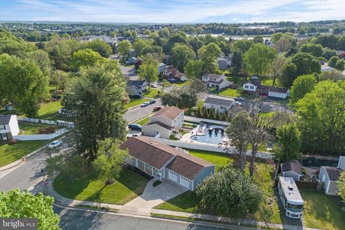 114 Birch St Ne, LEESBURG, VA, 20176-4523 | Card Image