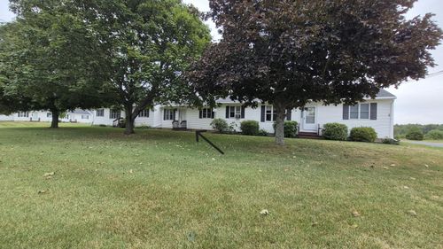 40-40 Meadow View Ln, Winslow, ME, 04901-9454 | Card Image