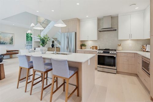 1-920 Island Rd, Victoria, BC, V8S2T9 | Card Image