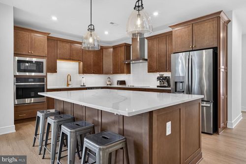 6053 Cobblestone Ct, MARSHALL, VA, 20115-3786 | Card Image