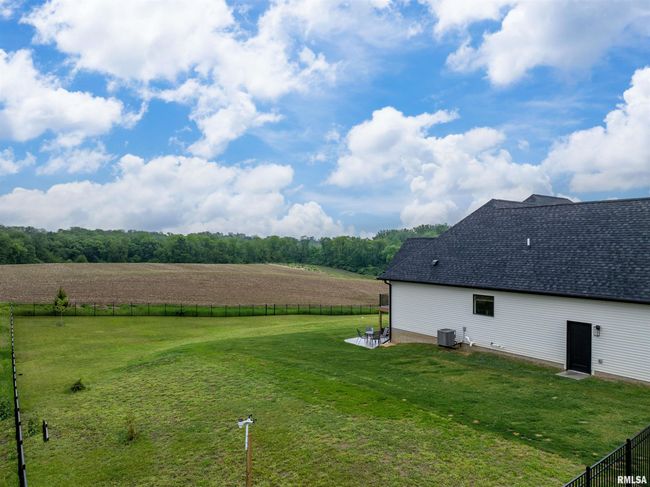 24024 185 Th St, House other with 4 bedrooms, 4 bathrooms and null parking in Bettendorf IA | Image 45