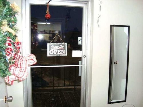 {{alt}} | Card Image