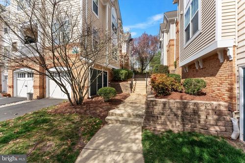 unit-112-43840 Hickory Corner Ter, ASHBURN, VA, 20147-4162 | Card Image