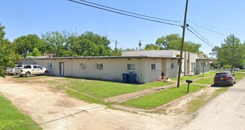208 E Purdom Ave, Alvarado, TX, 76009-3844 | Card Image