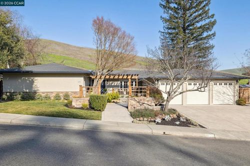 1211 Larch Ave, Moraga, CA, 94556-2614 | Card Image