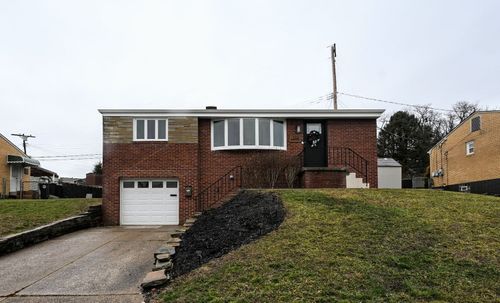 116 Mary Ann Dr, Pittsburgh, PA, 15227-4326 | Card Image