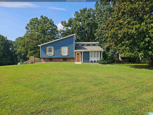 127 Twin Lakes Rd, TRUSSVILLE, AL, 35173-1715 | Card Image