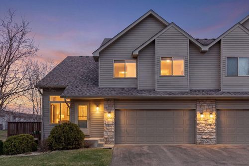 1617 Lexington Ln, Shakopee, MN, 55379-4448 | Card Image