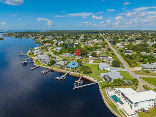 3173 Peace River Dr, Punta Gorda, FL, 33983-3427 | Card Image