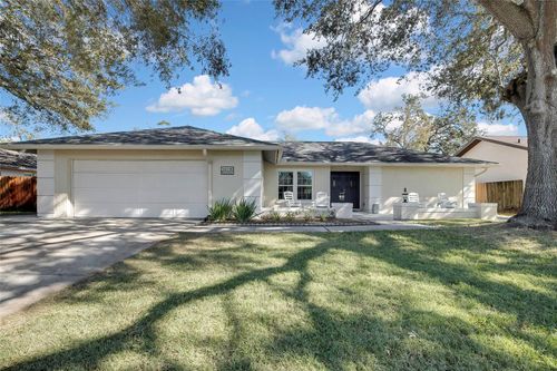 14190 Fennsbury Drive, Tampa, FL, 33624 | Card Image