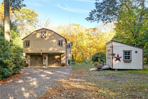 550 Twin Brook Ln, Coventry, RI, 02816-4614 | Card Image