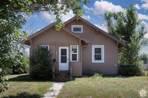 721 Cody Ave, Hardin, MT, 59034-1414 | Card Image