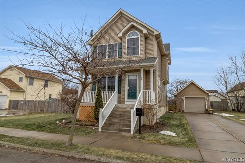 88 Huetter Ave, Buffalo, NY, 14207-1057 | Card Image