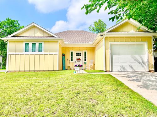 1213 W Woodard St, Denison, TX, 75020-3445 | Card Image