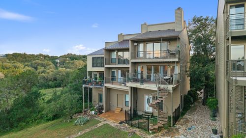 340 Harbor Dr, Spicewood, TX, 78669-3081 | Card Image