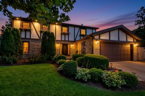 229 N Whispering Hills Dr, Naperville, IL, 60540-4032 | Card Image