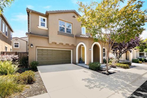 1572 Glenn St, Hayward, CA, 94545-2569 | Card Image