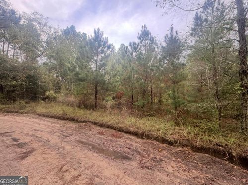 127 Hill Rd, Cordele, GA, 31015-9184 | Card Image