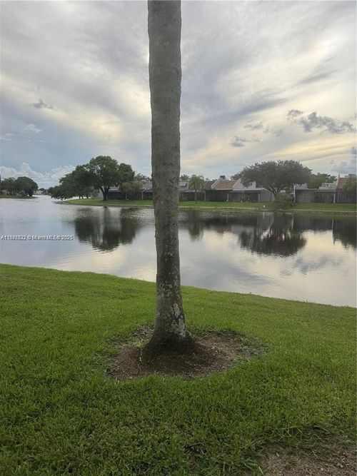 1226-1226 N Hiatus Rd, Pembroke Pines, FL, 33026-2720 | Card Image